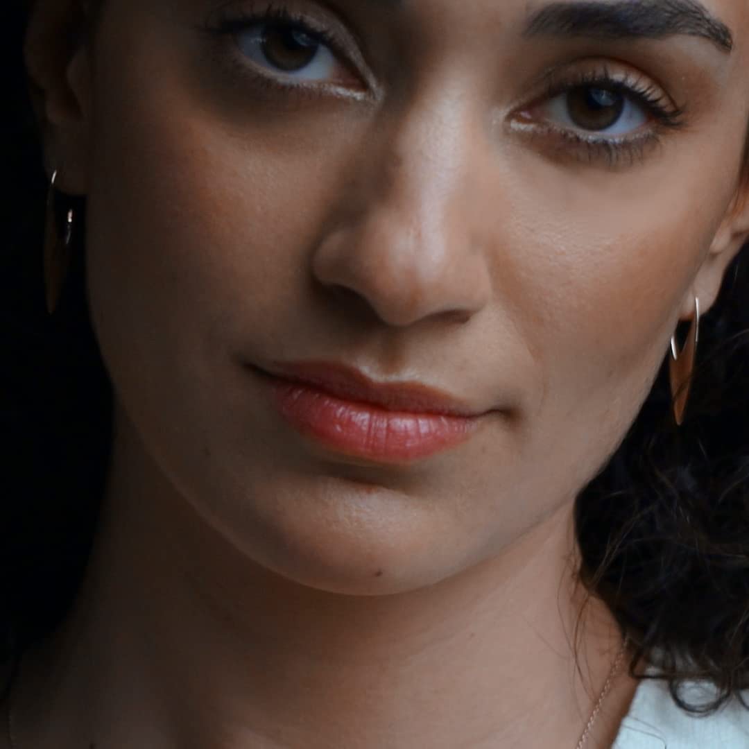 Modern Swift Earrings - Sternvoll Jewelry color-gold