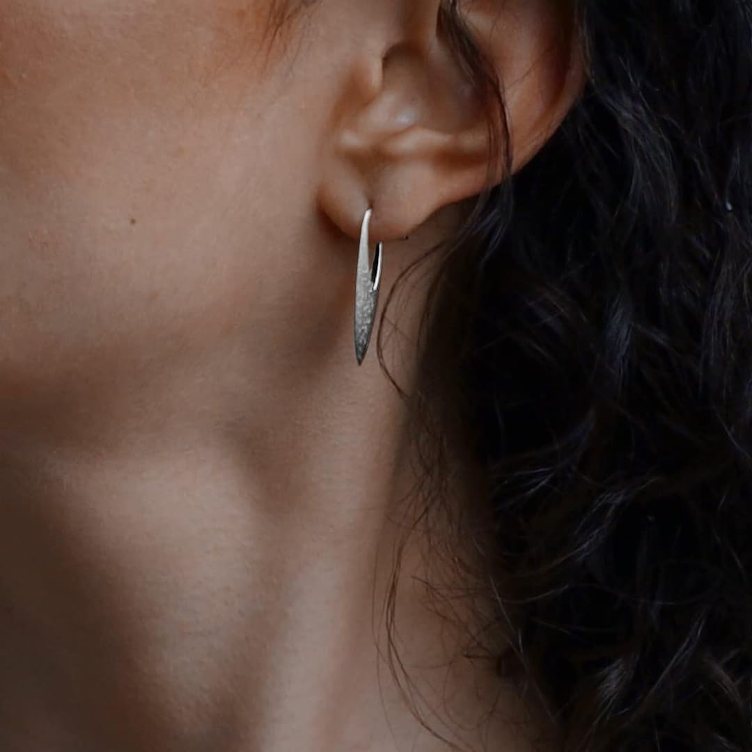 Modern Swift Earrings - Sternvoll Jewelry color-silver