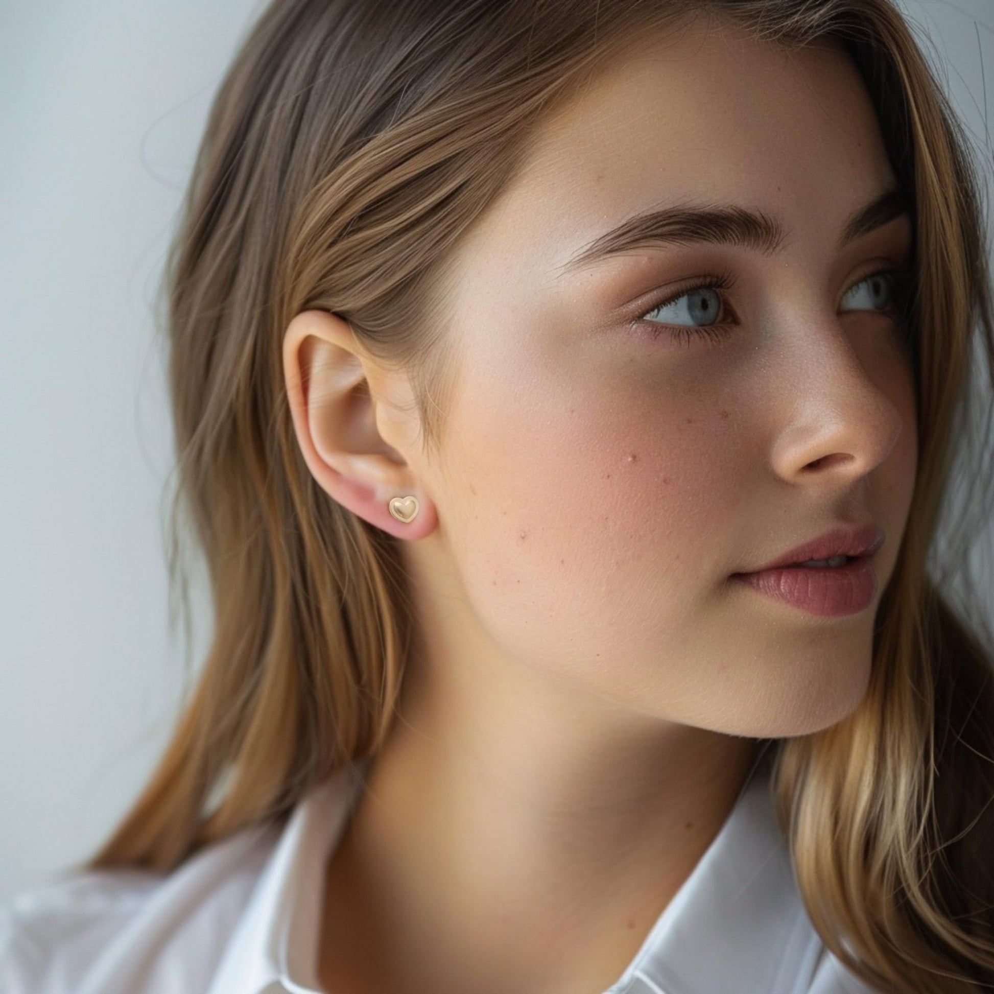 Sternvoll® Ohrstecker aus 925 Sterling Silber in Herzform (Gold) - Sternvoll Jewelry color-gold