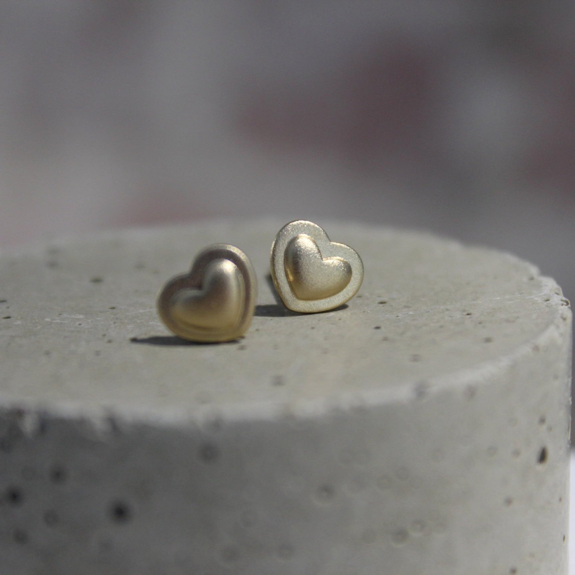 Sternvoll® Ohrstecker aus 925 Sterling Silber in Herzform (Gold) - Sternvoll Jewelry color-gold