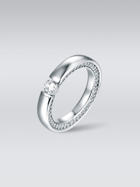 Eleganter Verlobungsring