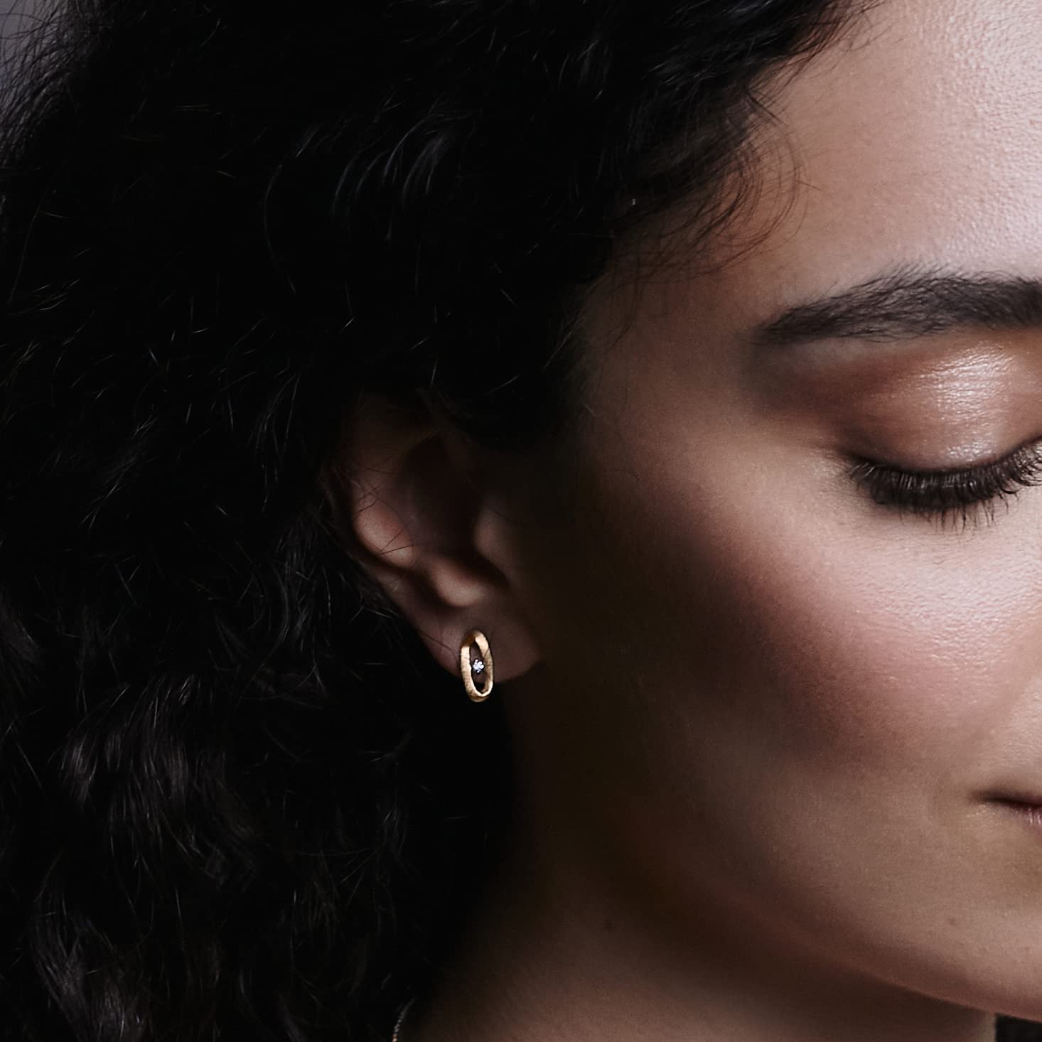 Sternvoll® Damen Ohrstecker aus 925 Sterling Silber mit Zirkonia Stein 14 Karat Vergoldet in Möbiusband - Sternvoll Jewelry color-gold